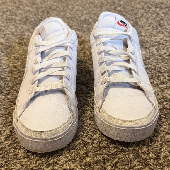 Men’s Nike court legacy - Picture 2 of 8